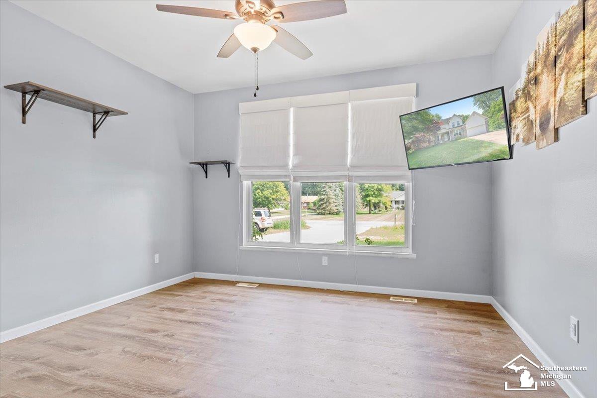26201 King Road Romulus, MI 48174 - Photo 12 of 30
