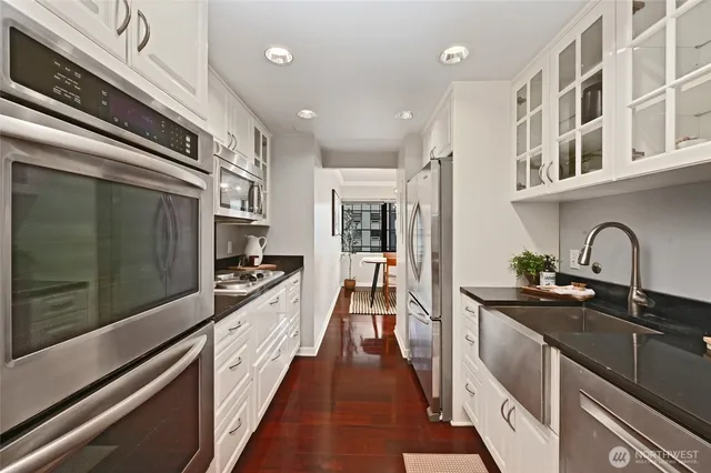 $635,000 | 1301 Spring Street, Unit 16C, Seattle, WA 98104