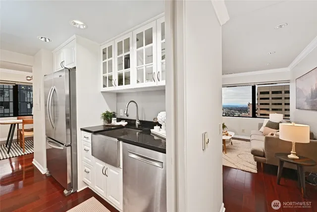 $635,000 | 1301 Spring Street, Unit 16C, Seattle, WA 98104