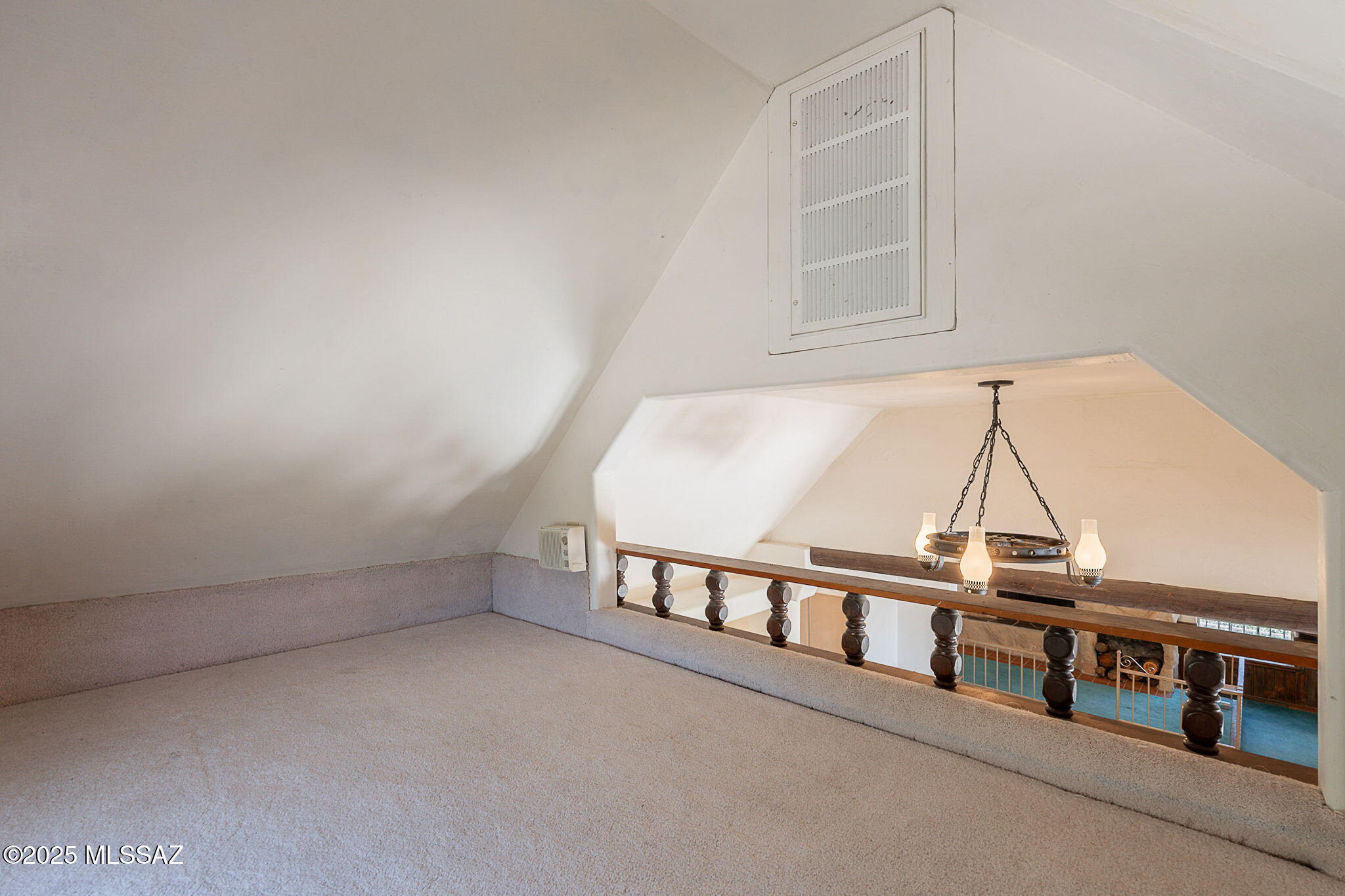 9865 North Willow Loop Tucson, AZ 85739 - Photo 28 of 50 Little loft area
