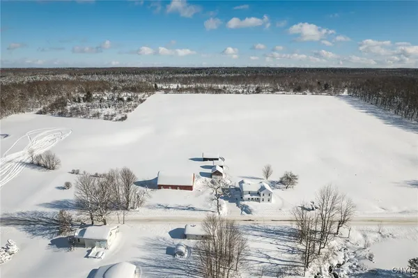 $469,900 | 8052 Hayes Road, Worth, NY 13659