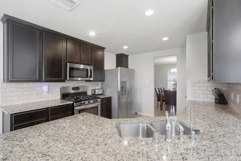 $350,000 | 12535 West Hillock Lane, Houston, TX 77047