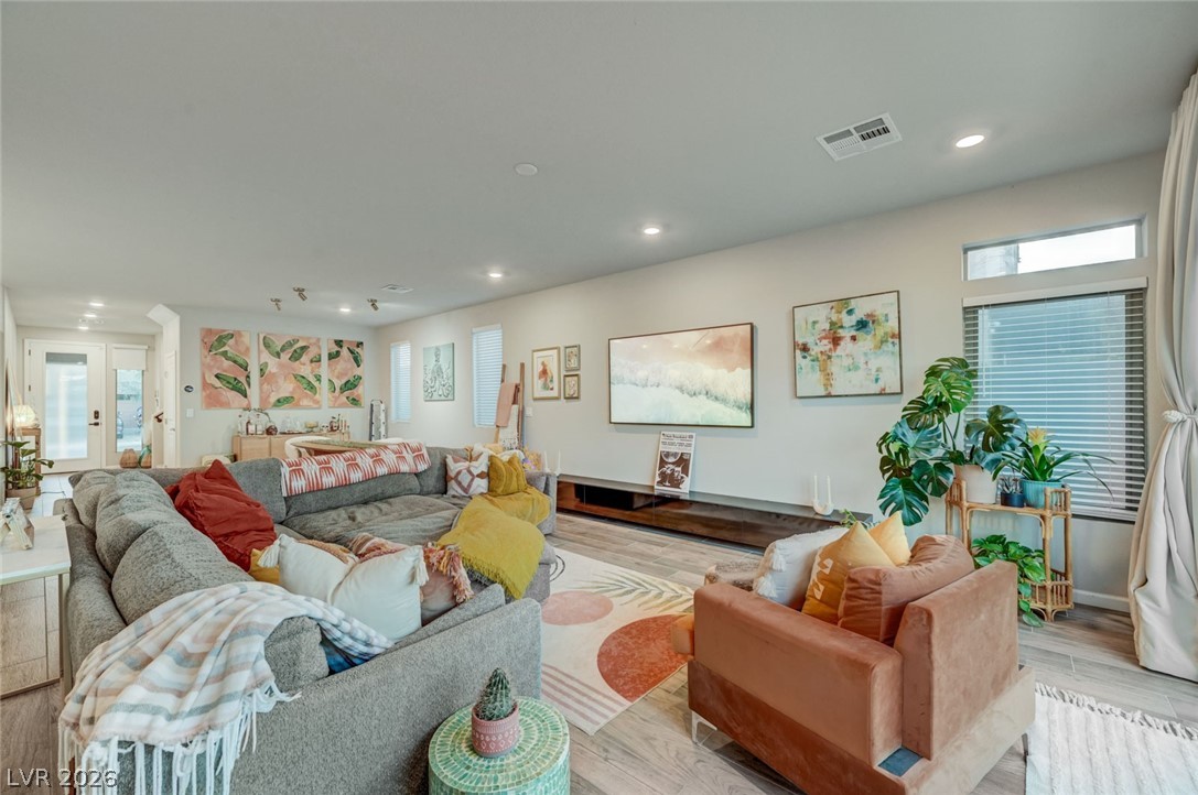6764 Vista Roma Avenue Las Vegas, NV 89139 - Photo 11 of 67