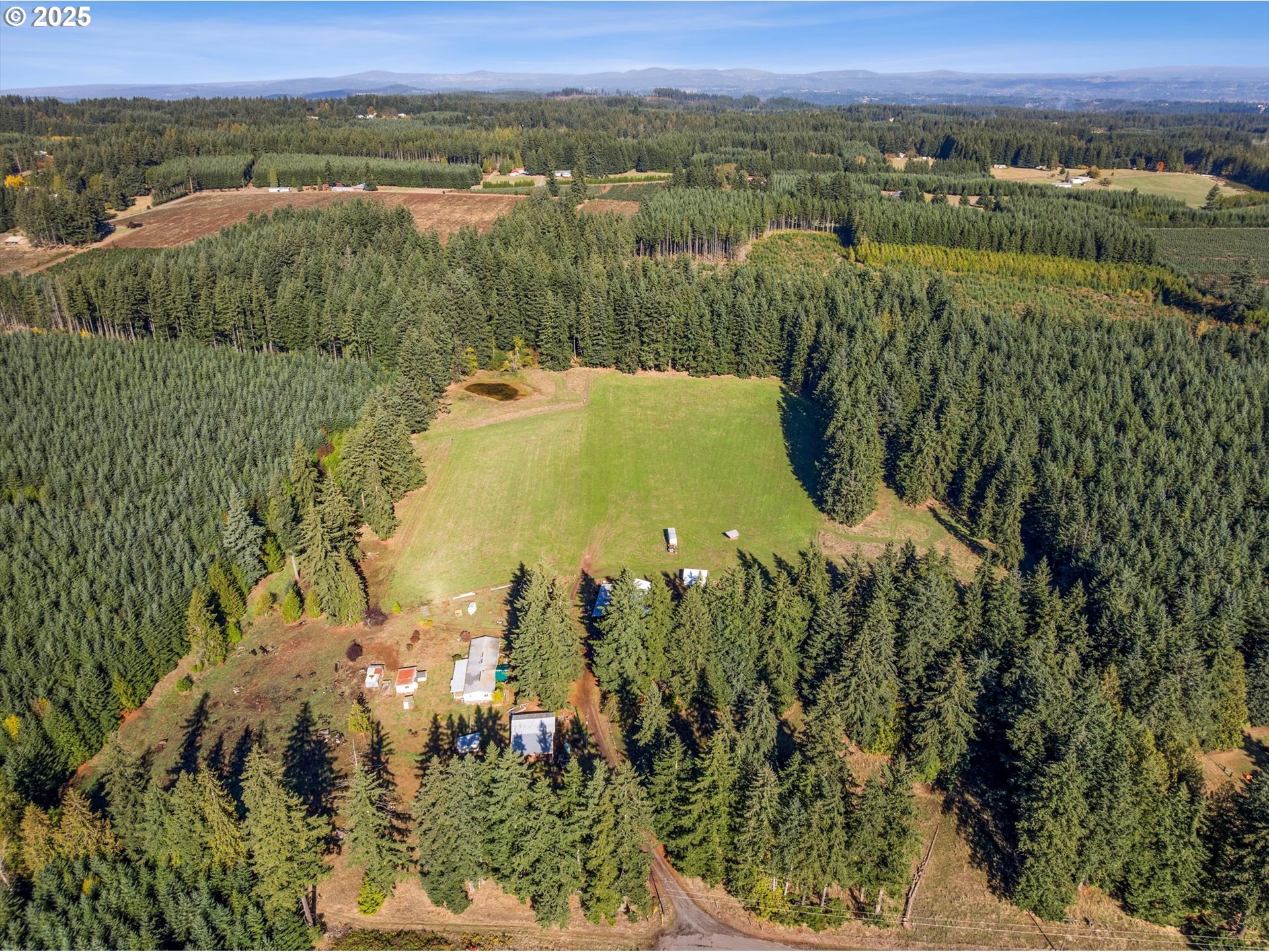 21807 South Schram Road Beavercreek, OR 97004 - Photo 28 of 32