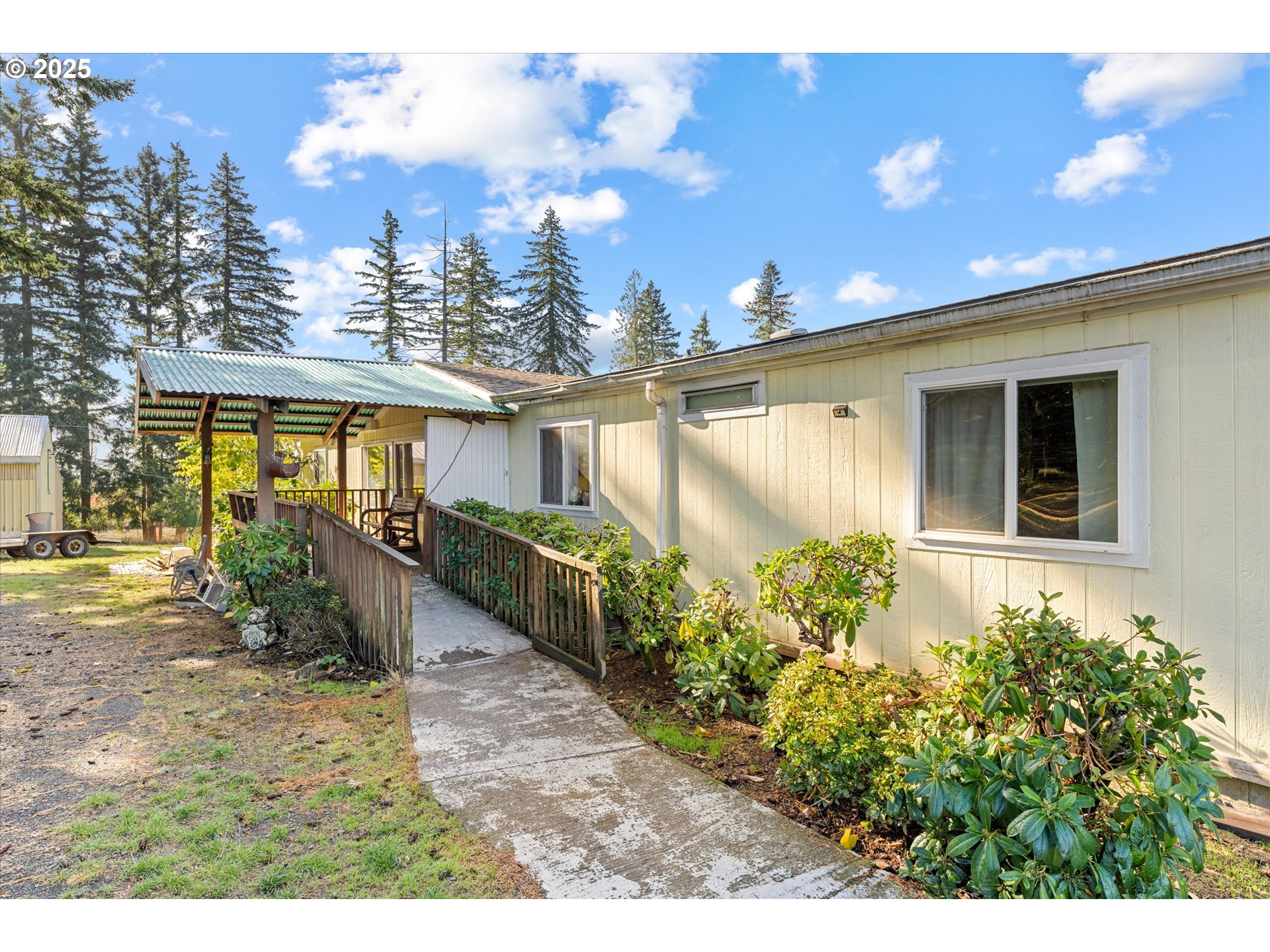 21807 South Schram Road Beavercreek, OR 97004 - Photo 4 of 32