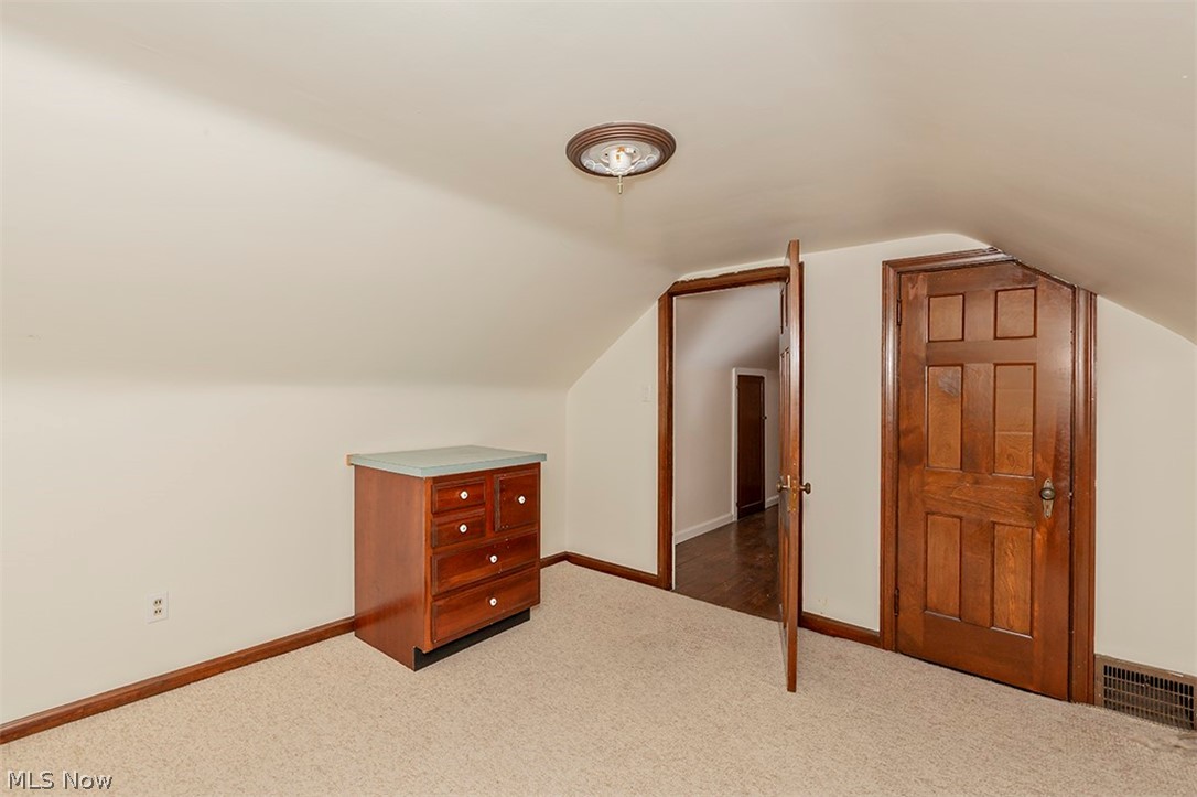2624 Saybrook Road Cleveland, OH 44118 - Photo 23 of 34 Gallery Image 23