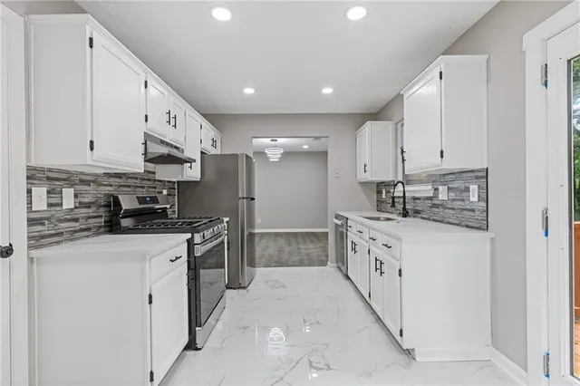 $369,900 | 1111 Pin Oak Drive, Tucker, GA 30084