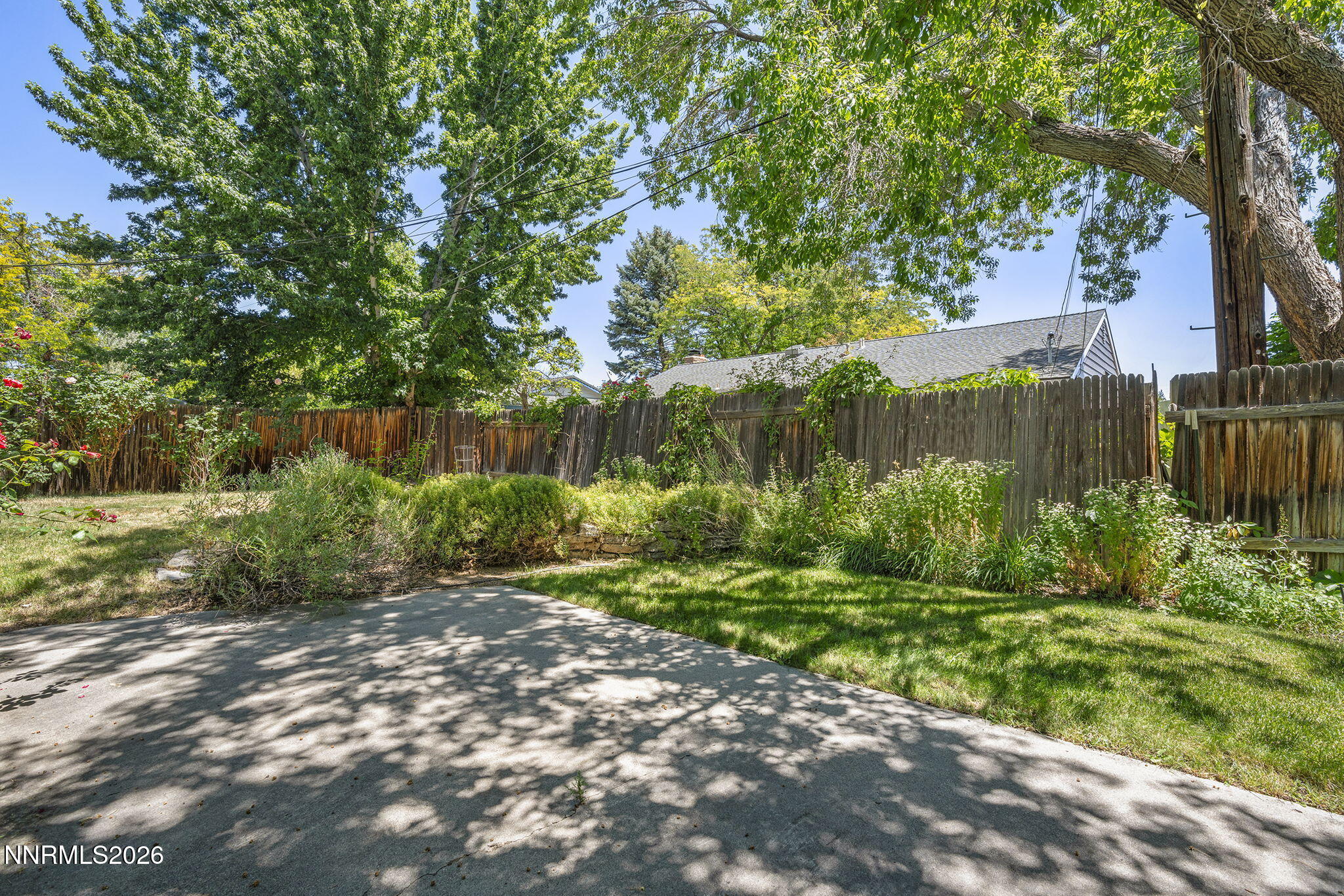 1310 Earl Drive Reno, NV 89503 - Photo 36 of 53 40-web-or-mls-_DSC6469