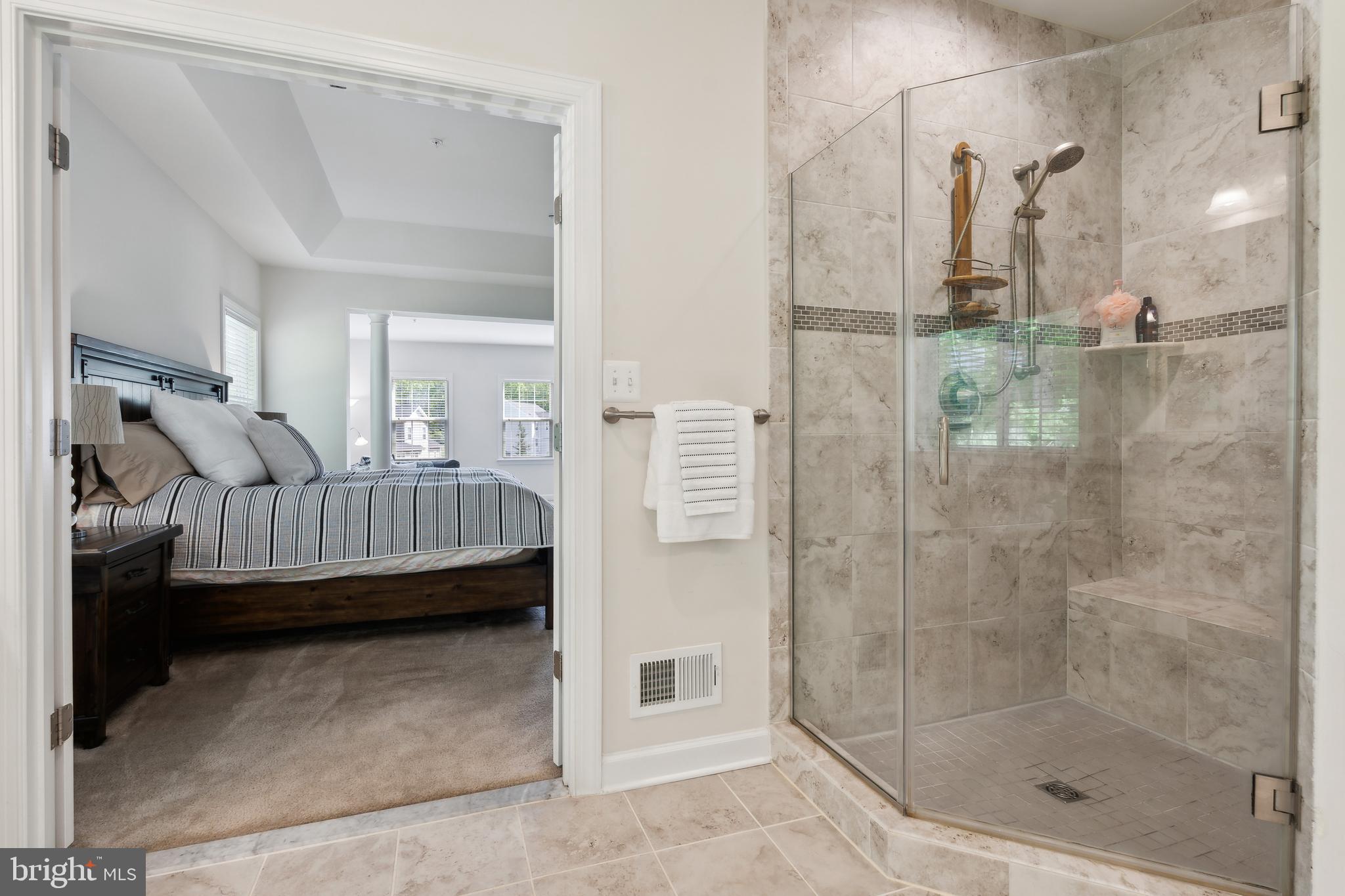 683 Loch Haven Road Edgewater, MD 21037 - Photo 27 of 52 Oversized shower, dual heads, built in bench