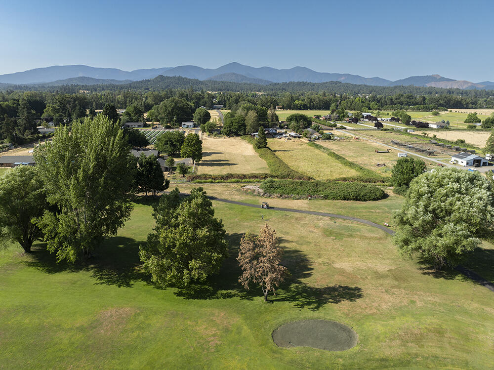 4726 Lower River Road Grants Pass, OR 97526 - Photo 35 of 37 35