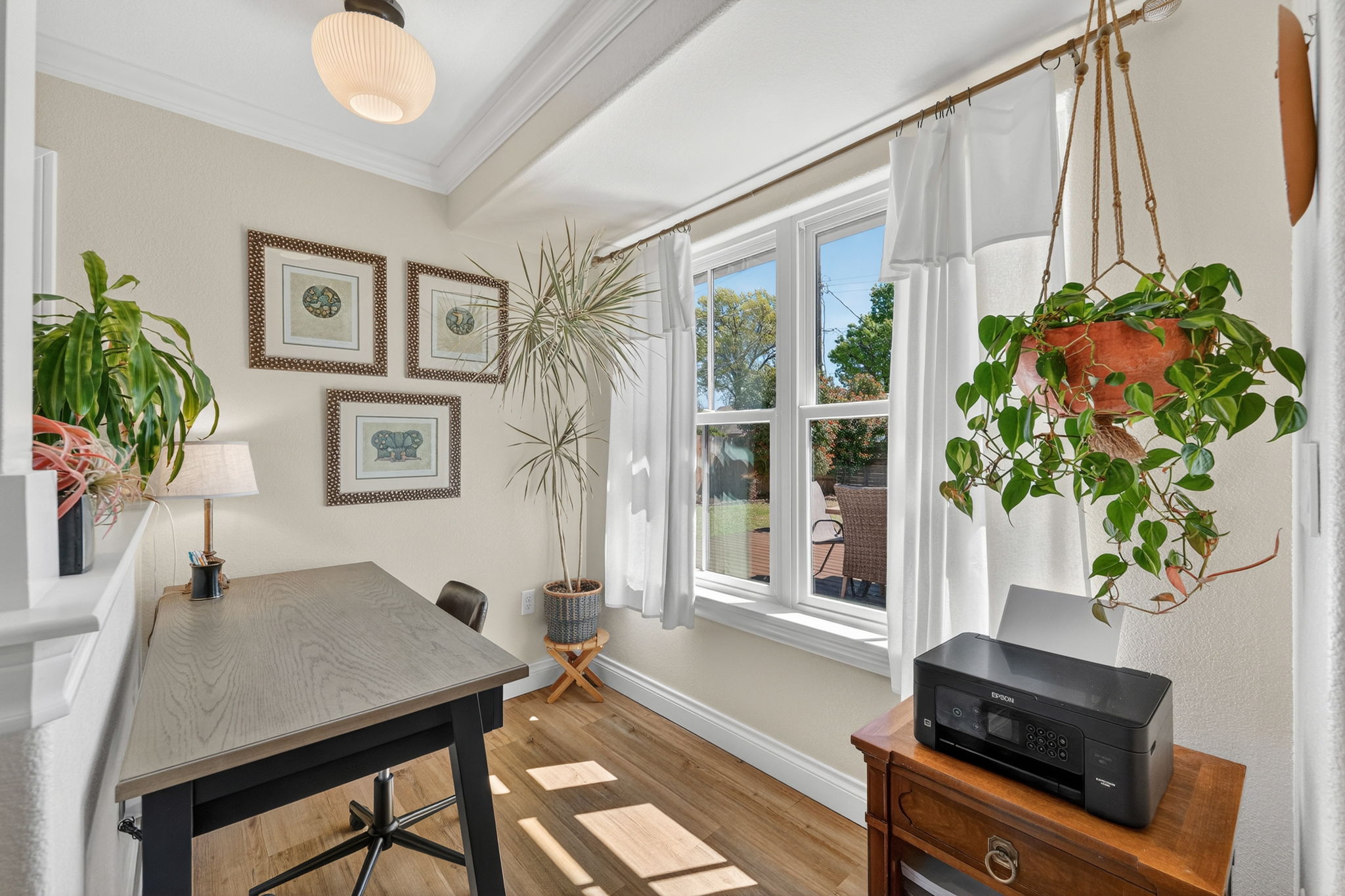 8611 Winding Walk Austin, TX 78757 - Photo 20 of 29 A bright and focused workspace flooded with natural light.