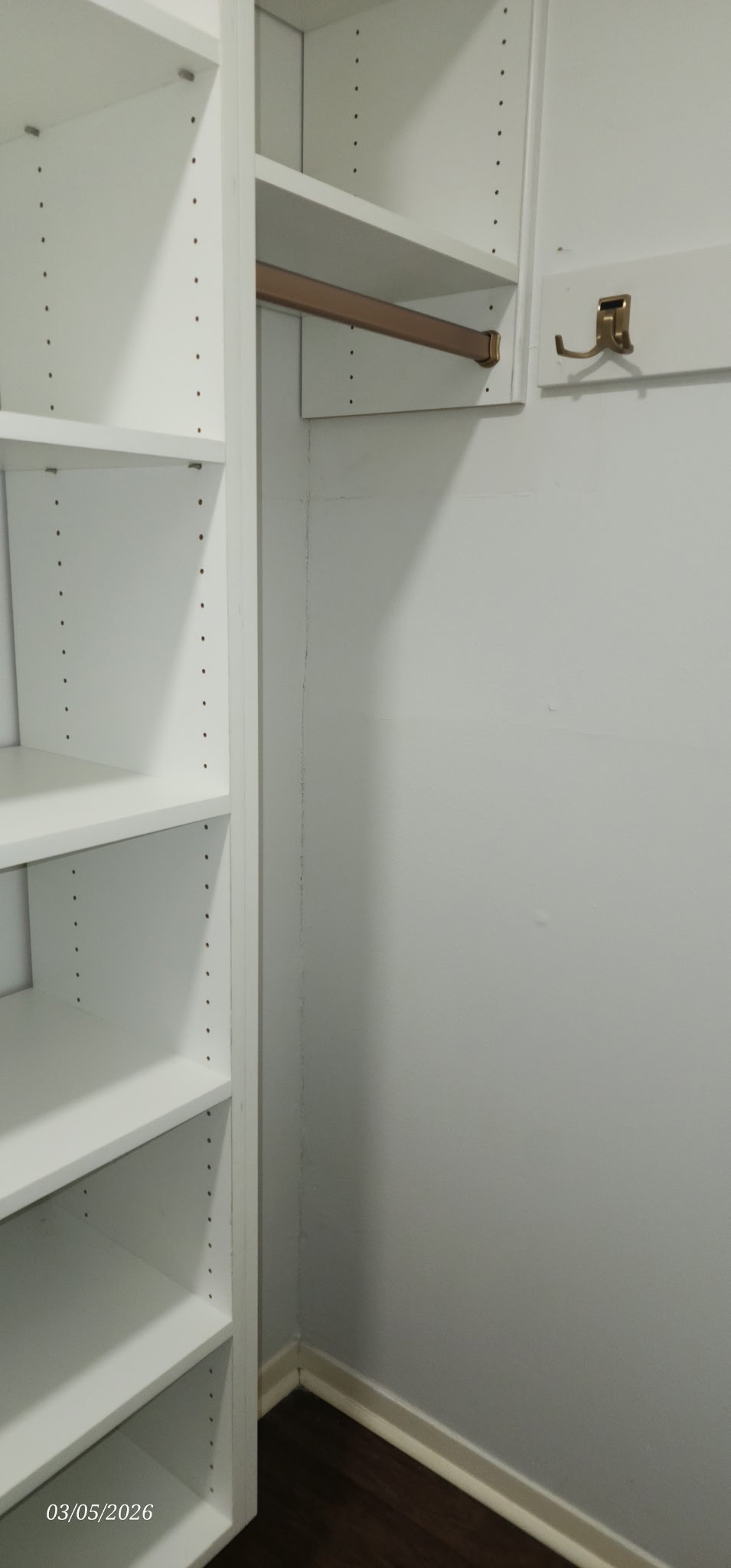 3930 West Alabama Street, Unit 7 Houston, TX 77027 - Photo 23 of 31 a view of an empty walk in closet