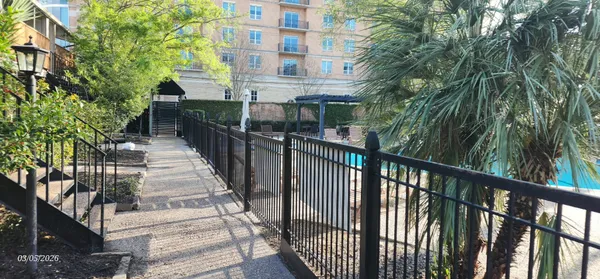 $229,900 | 3930 West Alabama Street, Unit 7, Houston, TX 77027