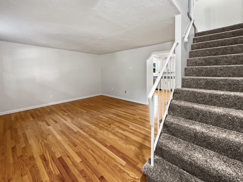 15 Cannongate Road, Unit 48 Tyngsborough, MA 01879 - Photo 10 of 25 a view of entryway