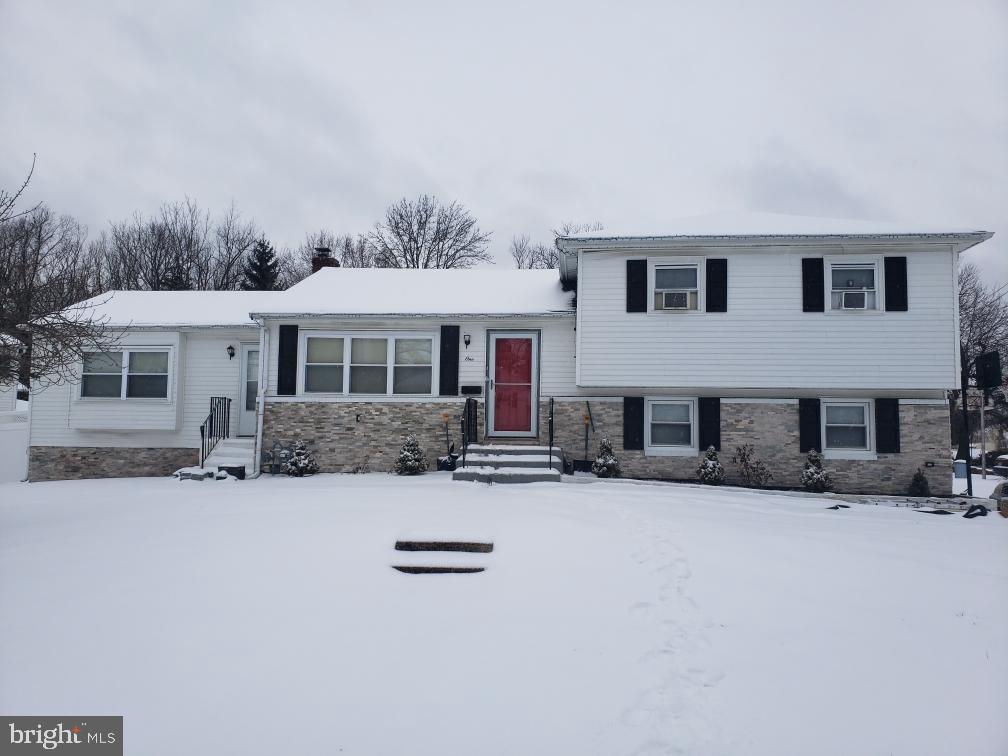 1 Walton Road Mount Holly, NJ 08060 - Photo 2 of 46 a front view of a house with a yard