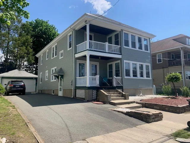$2,199 | 107 Eldridge Street, Cranston, RI 02910