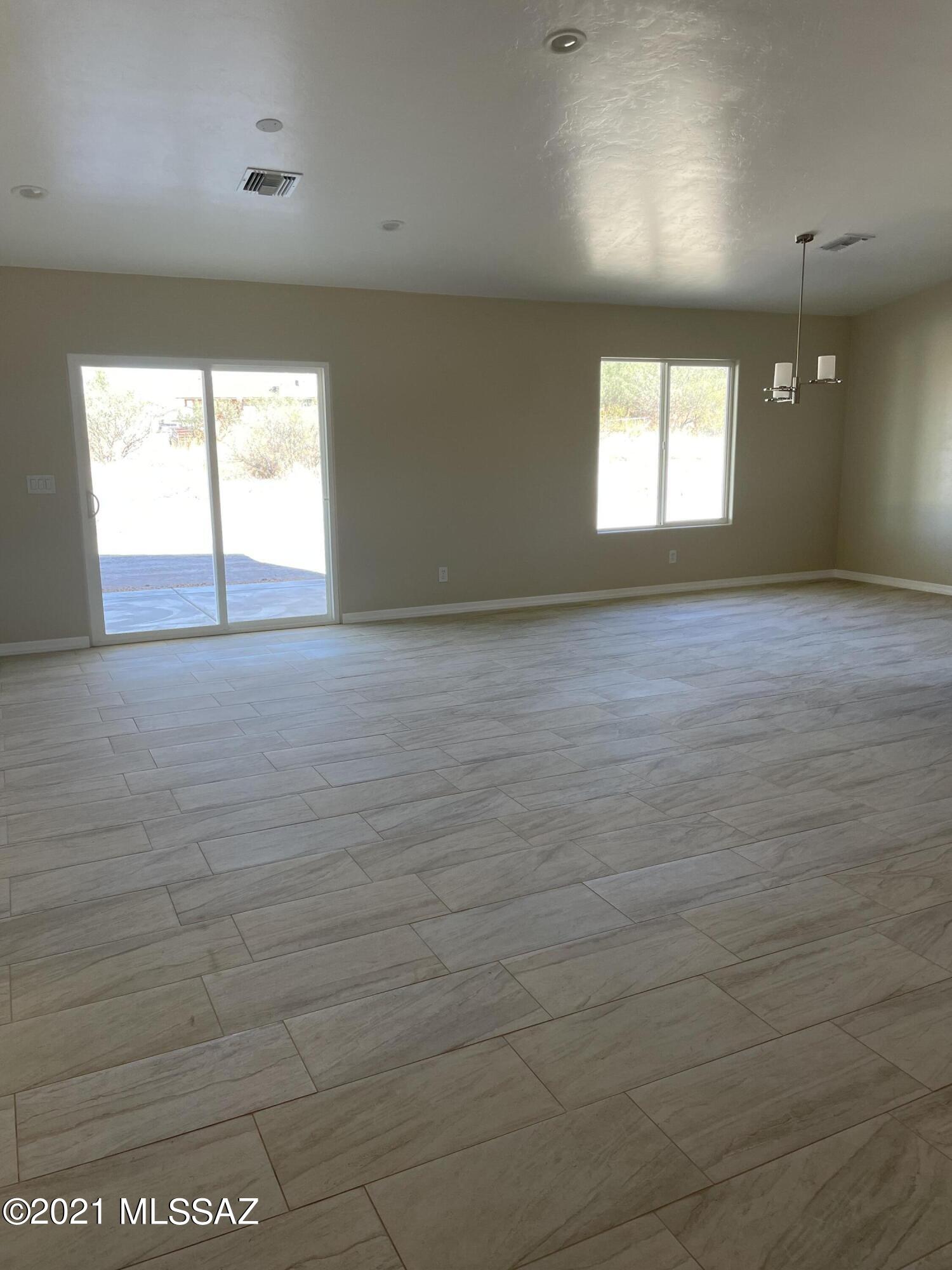 919 Calle Castro Rio Rico, AZ 85648 - Photo 10 of 11