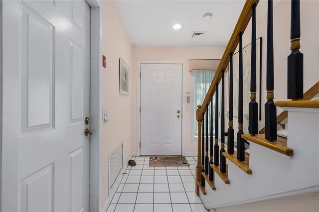 $435,000 | 53 Lawton Brook Lane, Portsmouth, RI 02871