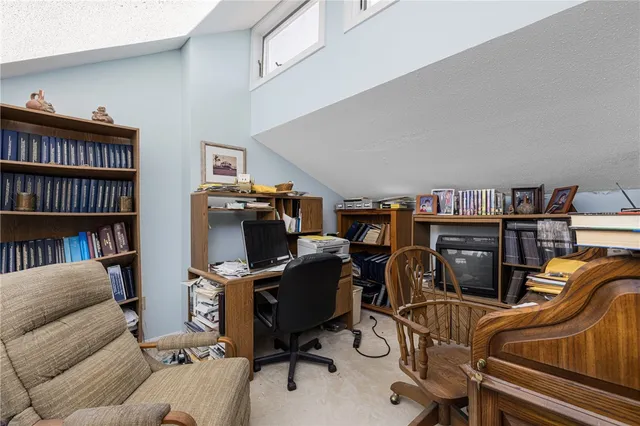 $435,000 | 53 Lawton Brook Lane, Portsmouth, RI 02871