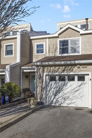 $435,000 | 53 Lawton Brook Lane, Portsmouth, RI 02871