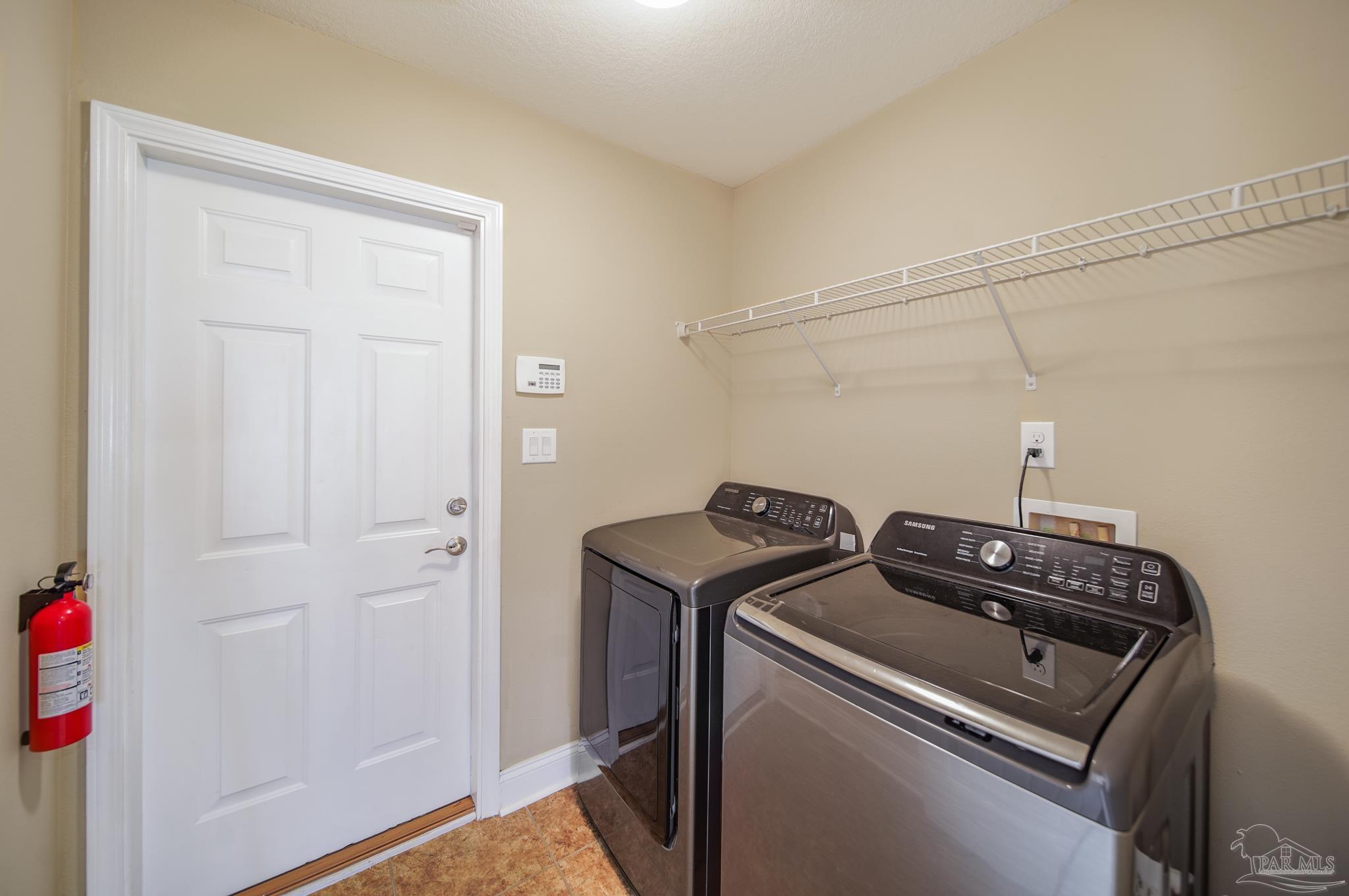 552 Edith Lane Pensacola, FL 32534 - Photo 11 of 34