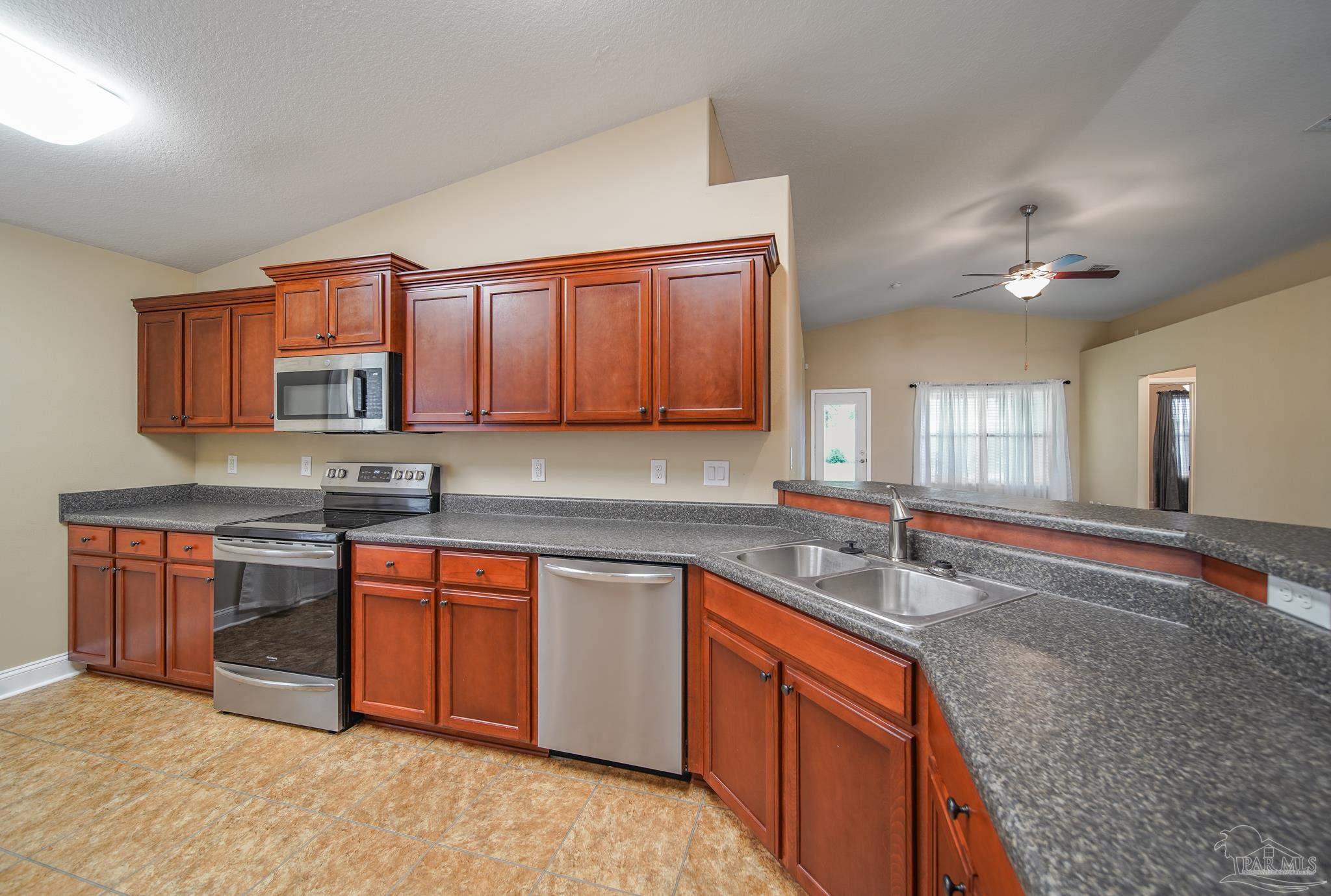 552 Edith Lane Pensacola, FL 32534 - Photo 12 of 34