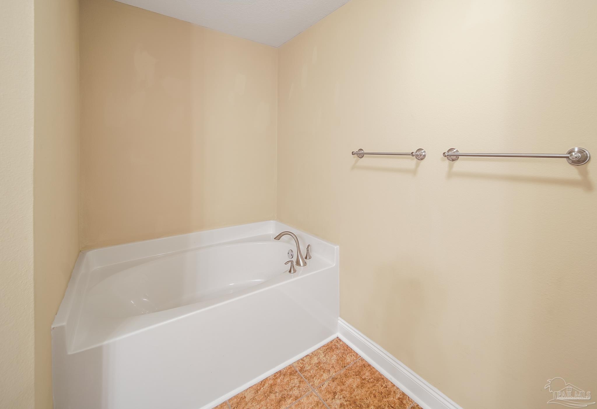 552 Edith Lane Pensacola, FL 32534 - Photo 26 of 34