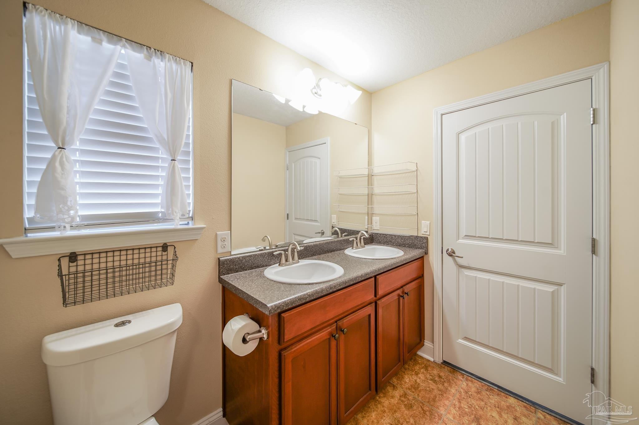 552 Edith Lane Pensacola, FL 32534 - Photo 27 of 34