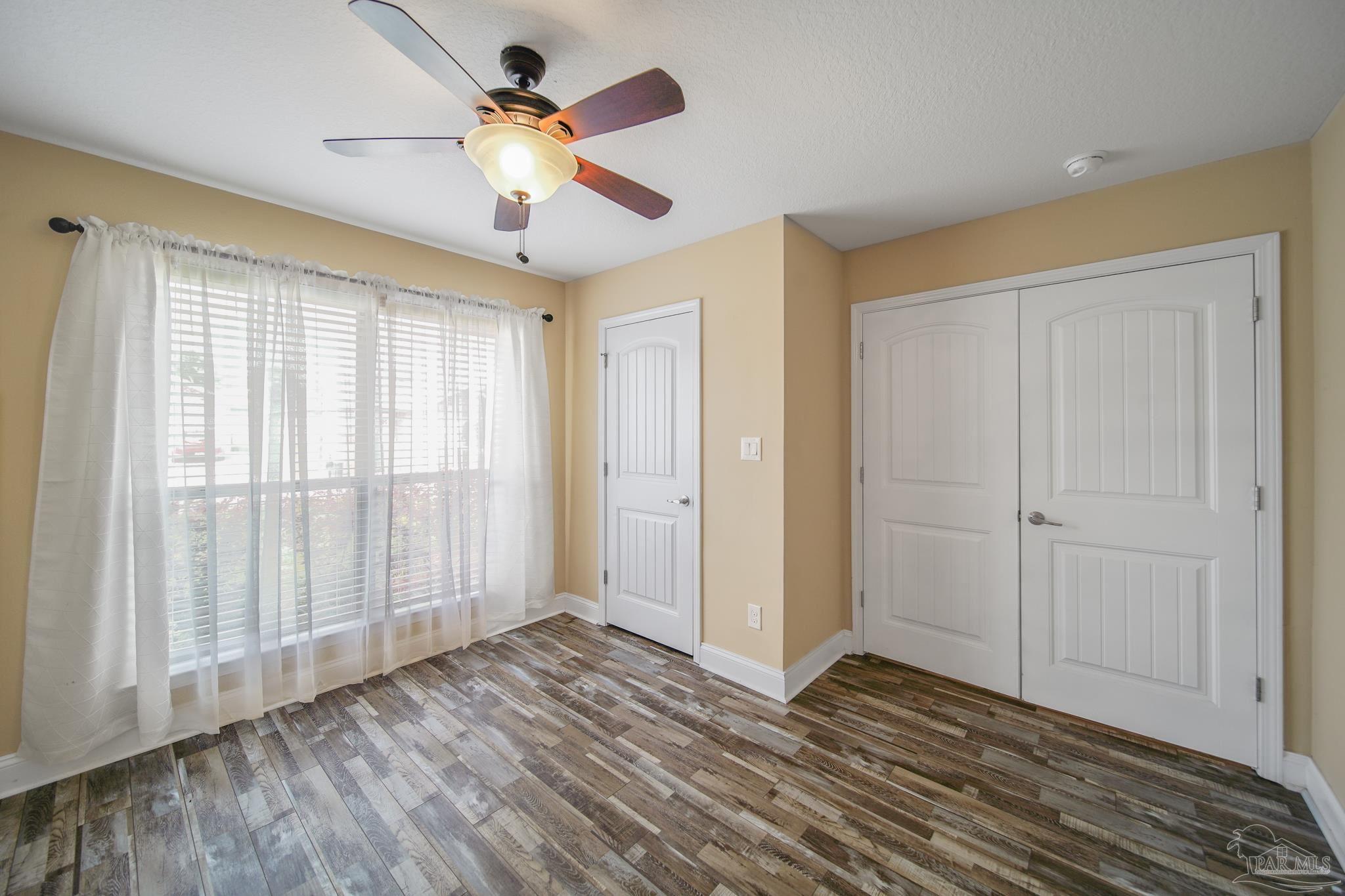 552 Edith Lane Pensacola, FL 32534 - Photo 5 of 34