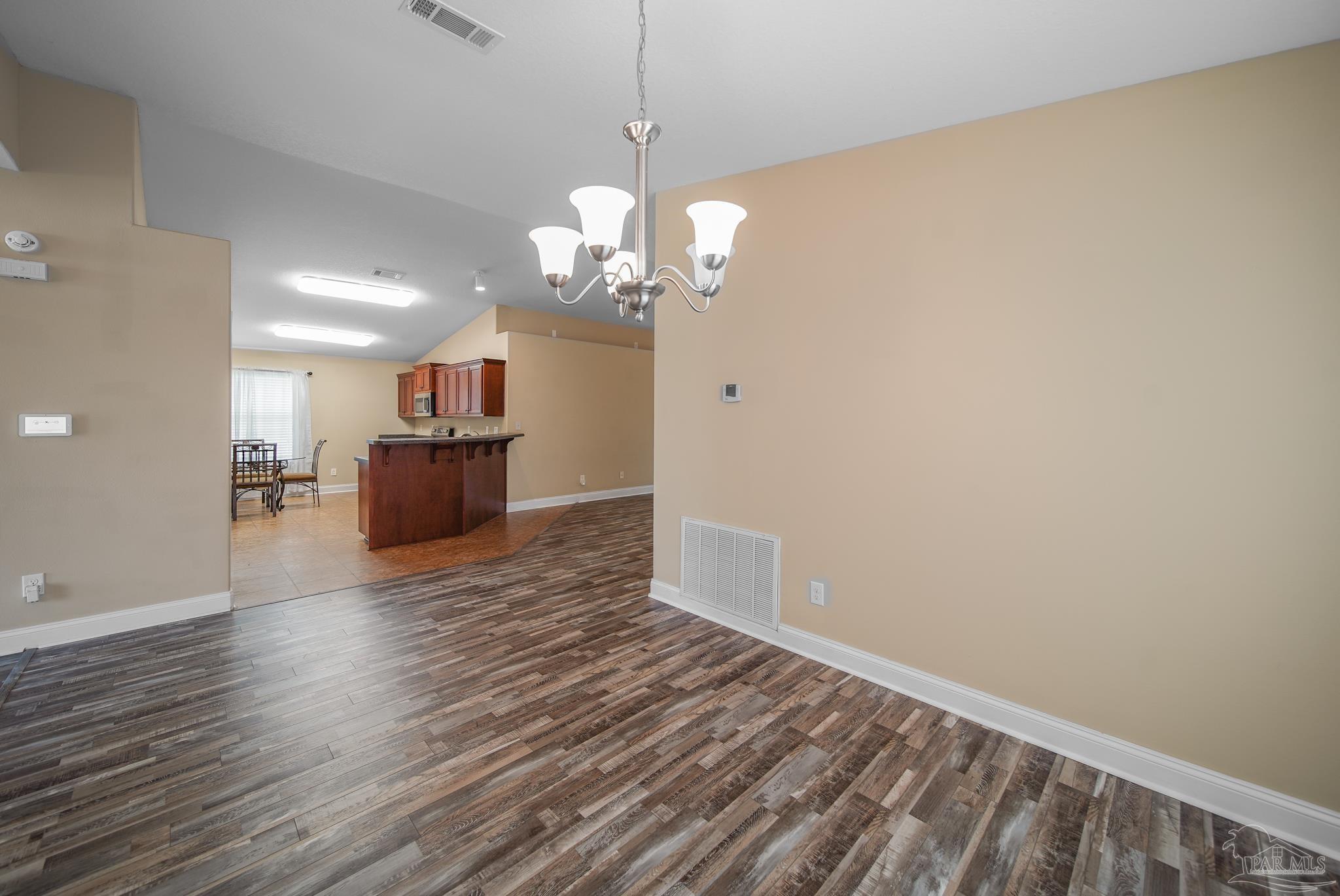 552 Edith Lane Pensacola, FL 32534 - Photo 8 of 34