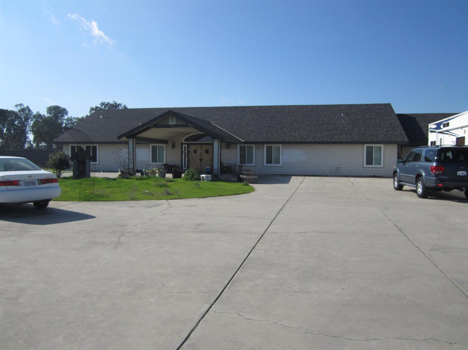 16120 Monreal Road Madera, CA 93636 - Photo 1 of 14 Gallery Image 1