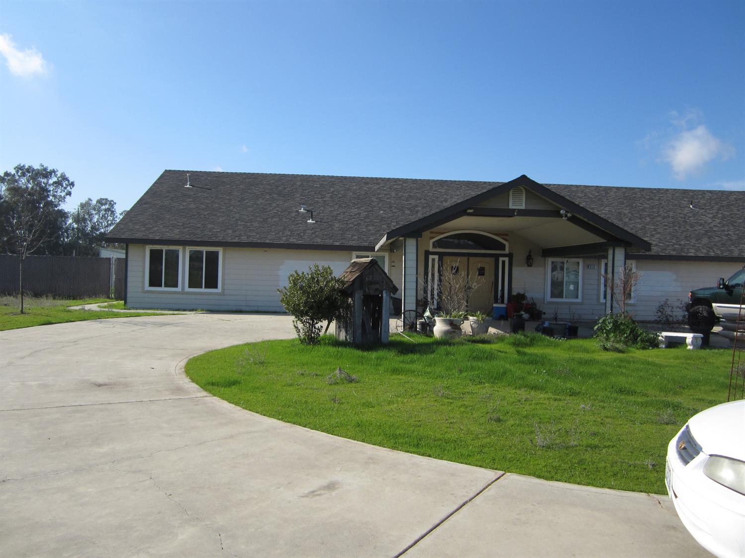 16120 Monreal Road Madera, CA 93636 - Photo 2 of 14 Gallery Image 2