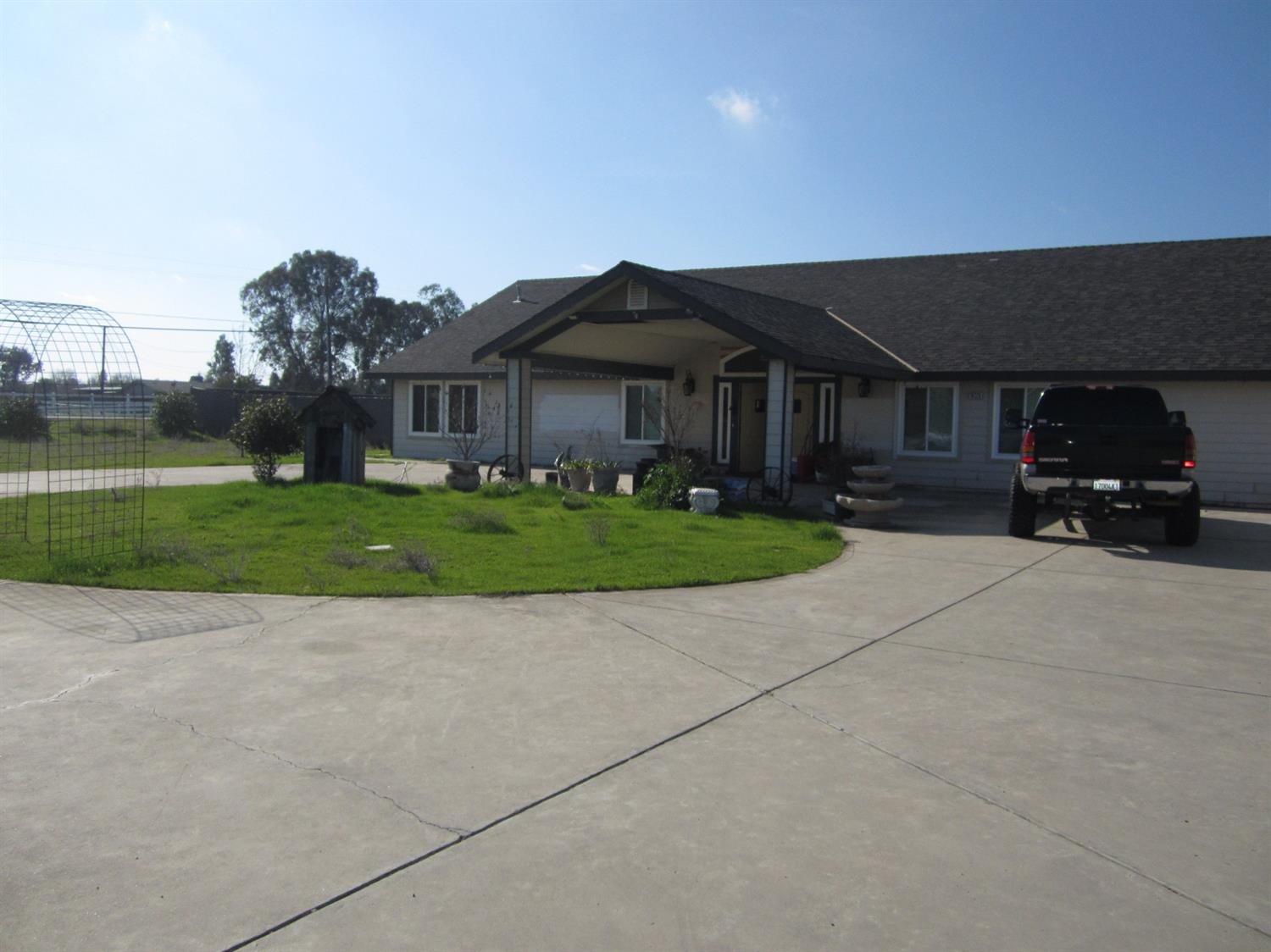 16120 Monreal Road Madera, CA 93636 - Photo 3 of 14 Gallery Image 3