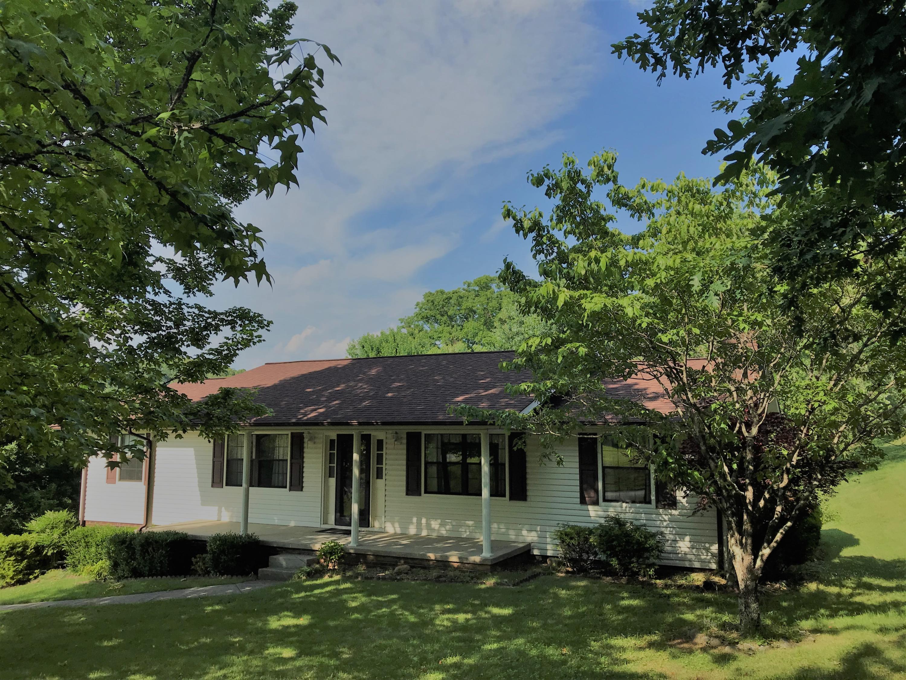 442 Orchard Knob Road Clinton, TN 37716 - Photo 1 of 17 442 Orchard Knob rd