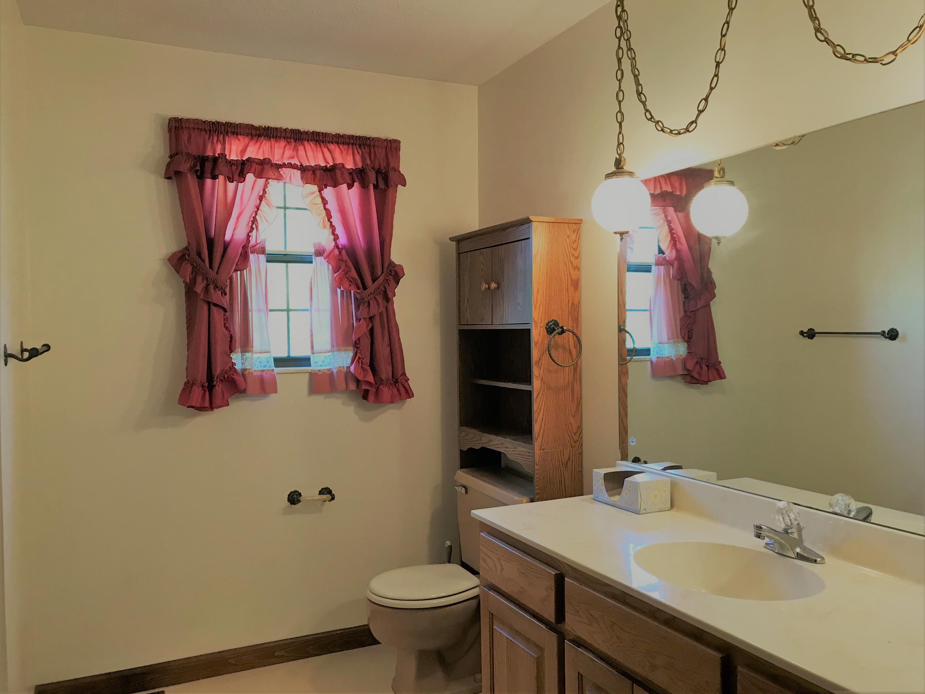 442 Orchard Knob Road Clinton, TN 37716 - Photo 11 of 17 Bathroom 1-Hallway