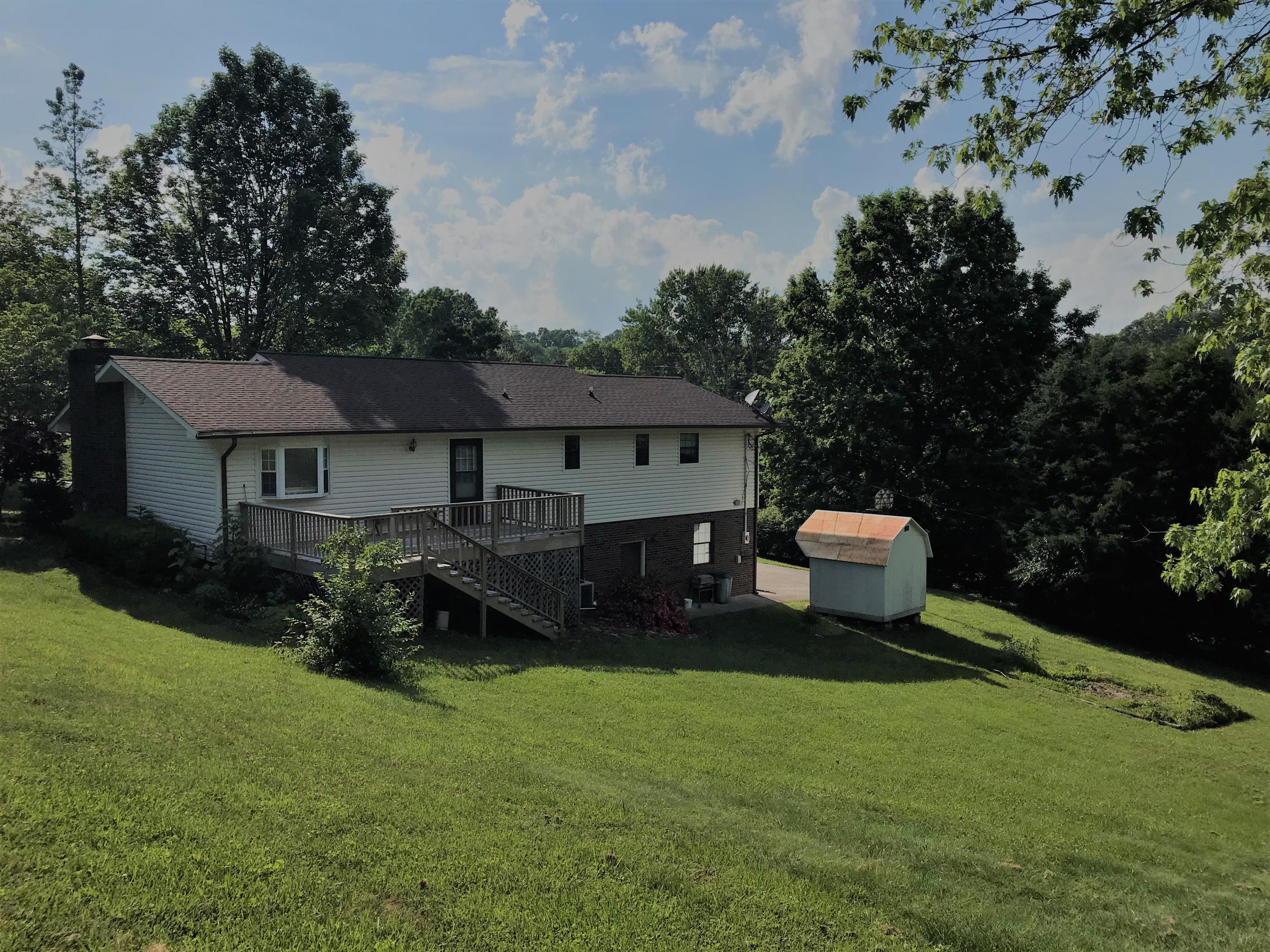442 Orchard Knob Road Clinton, TN 37716 - Photo 3 of 17 Rare View