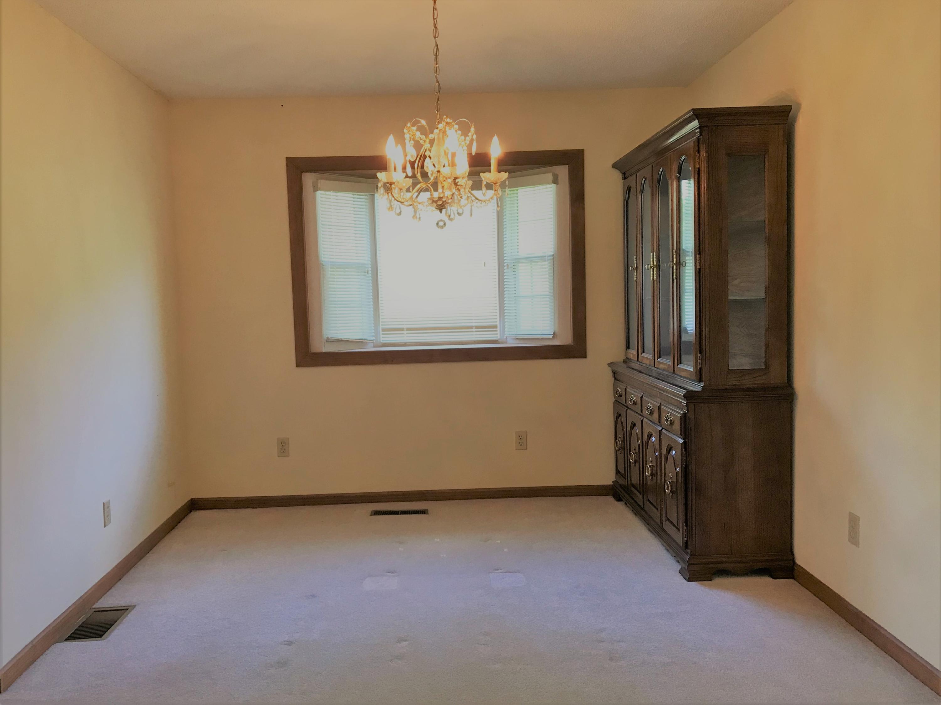442 Orchard Knob Road Clinton, TN 37716 - Photo 9 of 17 Formal Dining Room