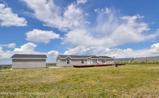 $699,000 | 111 Looney Lane, Pinedale, WY 82941