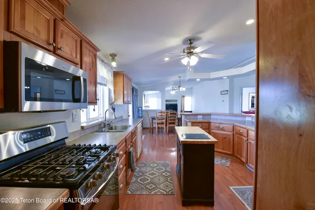 $699,000 | 111 Looney Lane, Pinedale, WY 82941