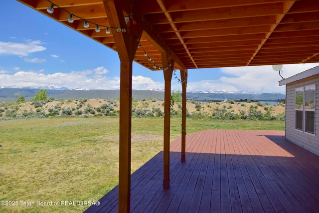 $699,000 | 111 Looney Lane, Pinedale, WY 82941