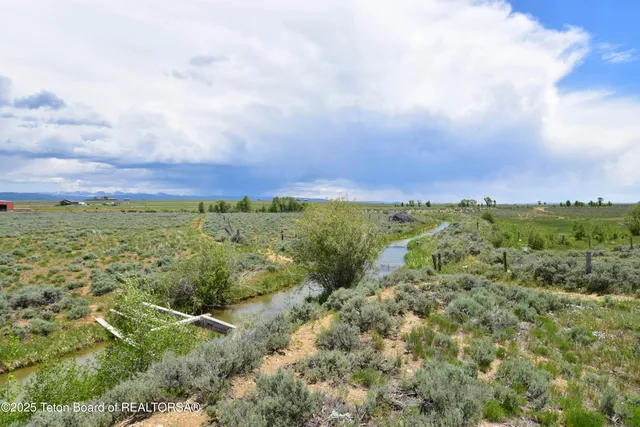 $699,000 | 111 Looney Lane, Pinedale, WY 82941