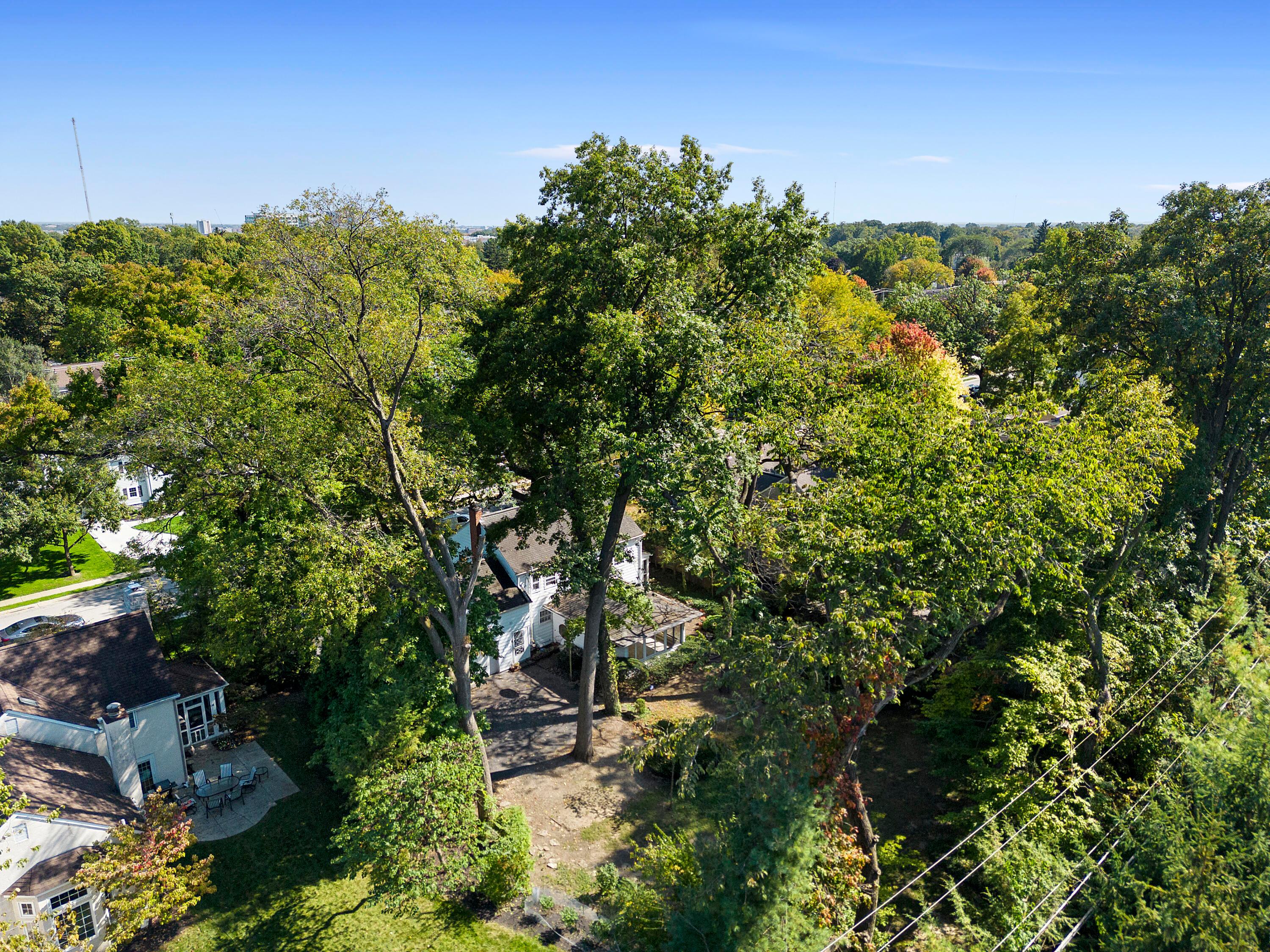 2685 Andover Road Columbus, OH 43221 - Photo 50 of 62 Drone