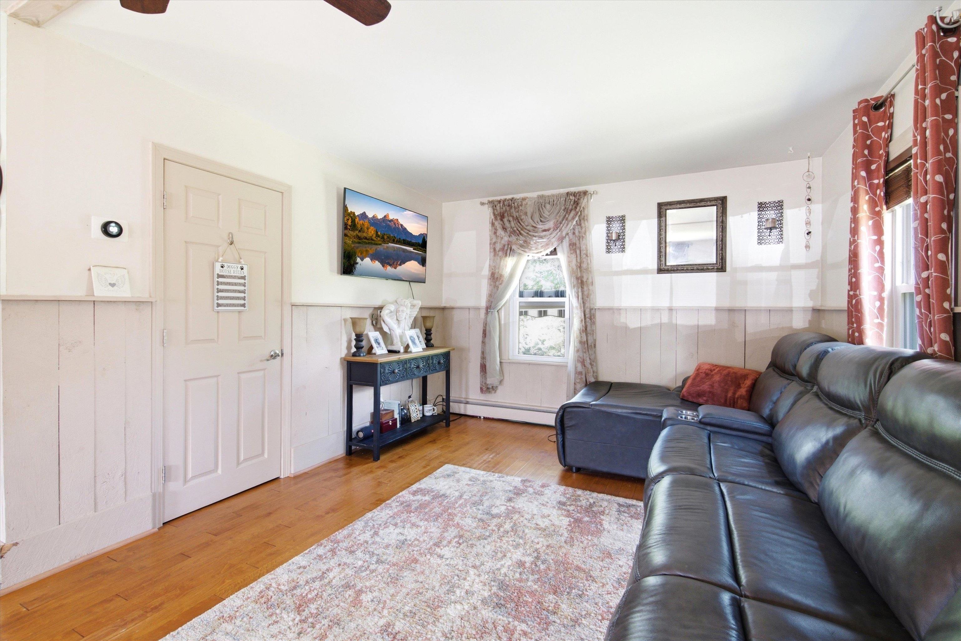 121 Charlestown Road Claremont, NH 03743 - Photo 4 of 54