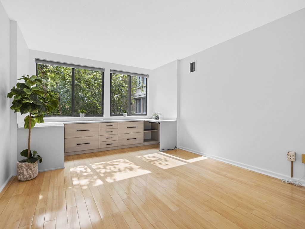1731 Beacon Street, Unit 202 Brookline, MA 02445 - Photo 24 of 32