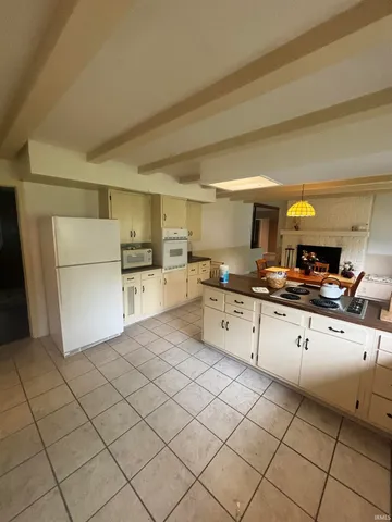 $279,900 | 2500 West Norwood Drive, Muncie, IN 47304