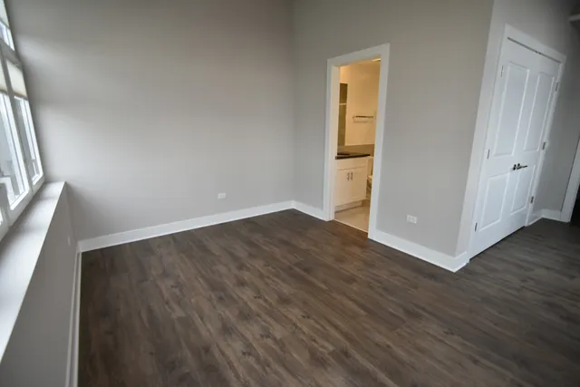 $4,275 | 3833 North Broadway, Unit 722, Chicago, IL 60613