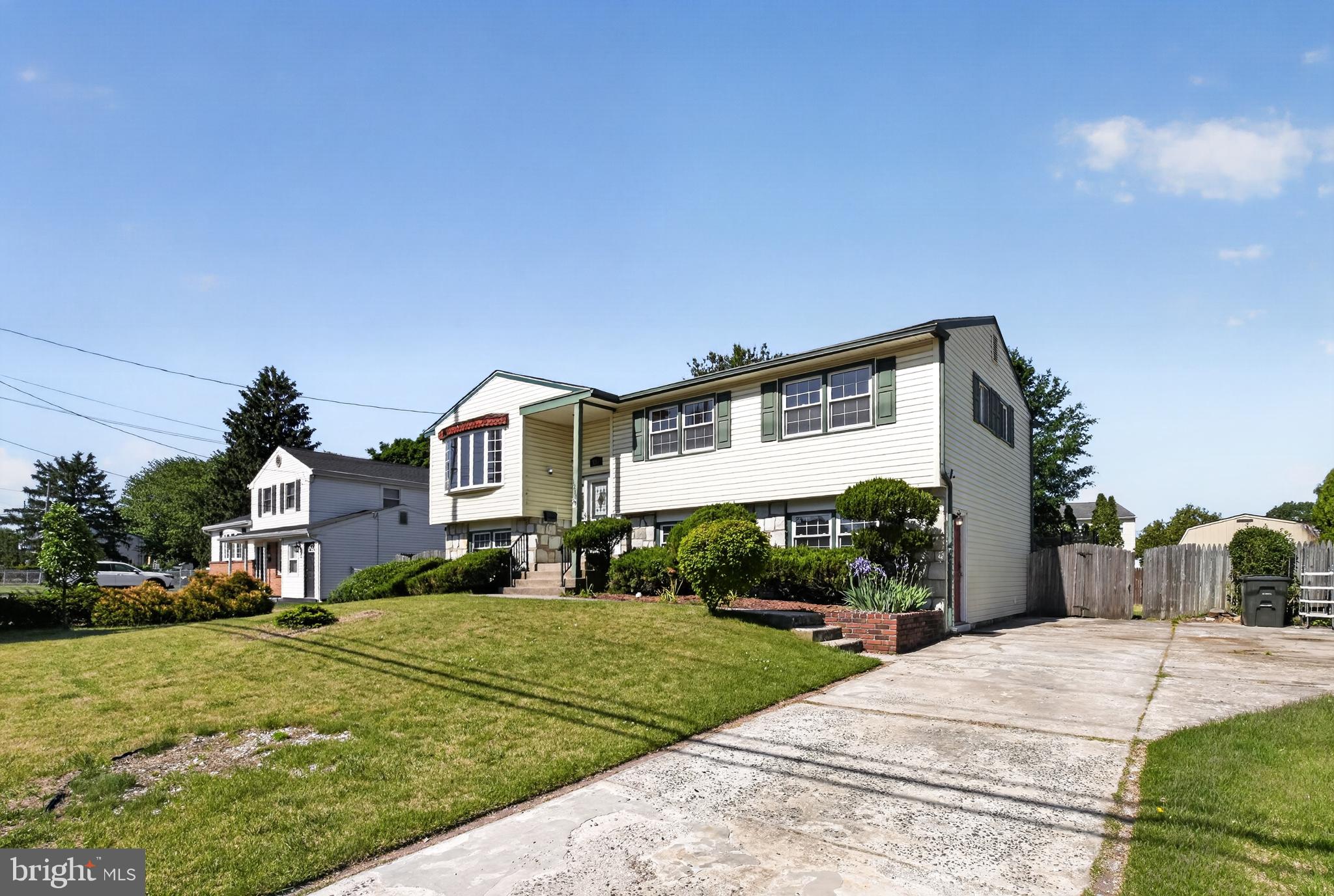1210 Salem Road Burlington, NJ 08016 - Photo 2 of 24