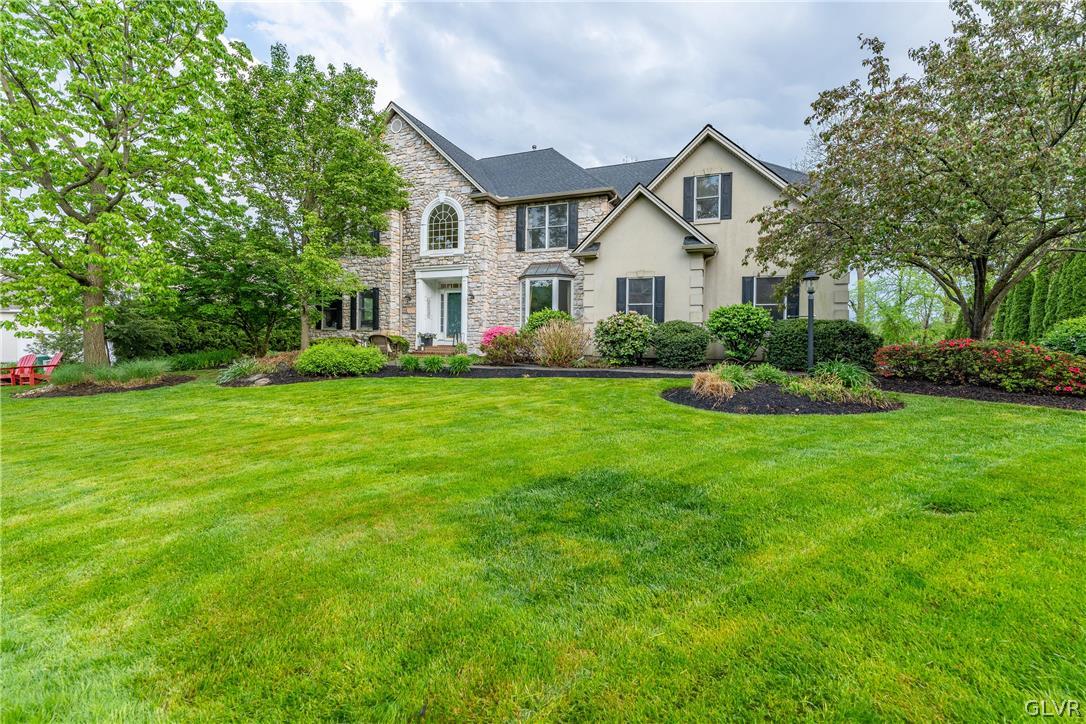 1618 Knollwood Road Bethlehem, PA 18015 - Photo 1 of 31 Front