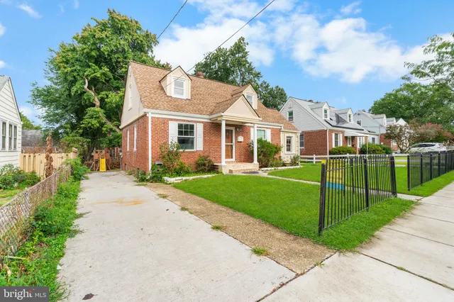 $530,000 | 5820 32nd Avenue, Hyattsville, MD 20782