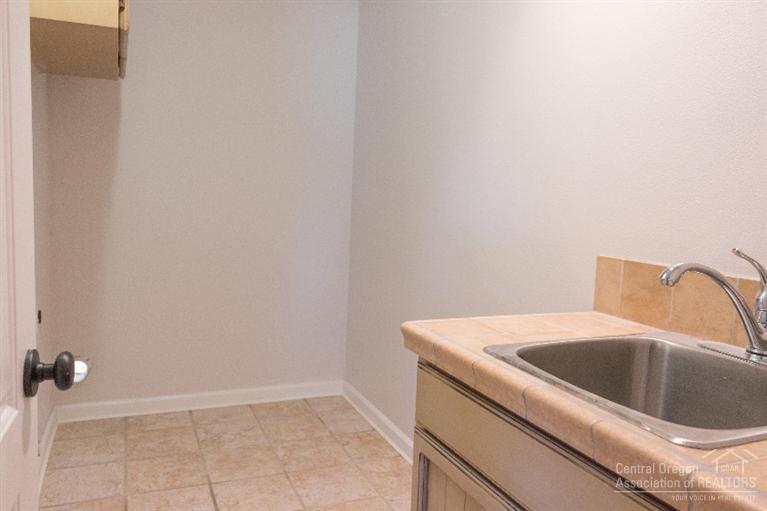 20377 Chase Road Bend, OR 97702 - Photo 11 of 18 Additional Photo